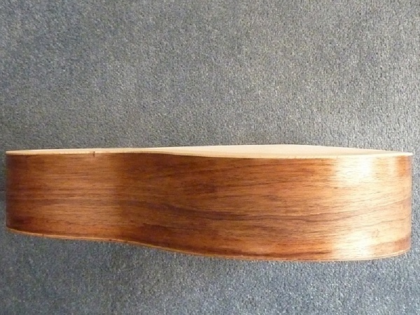 Side view showing pliage.JPG