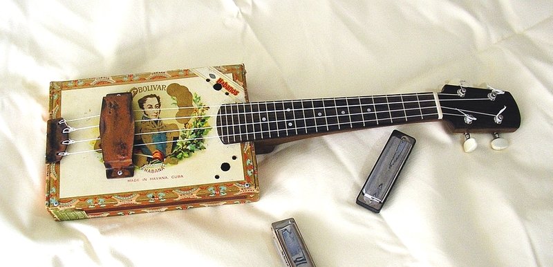 Cigar Box Sardine Tin Reso Uke 2.jpg
